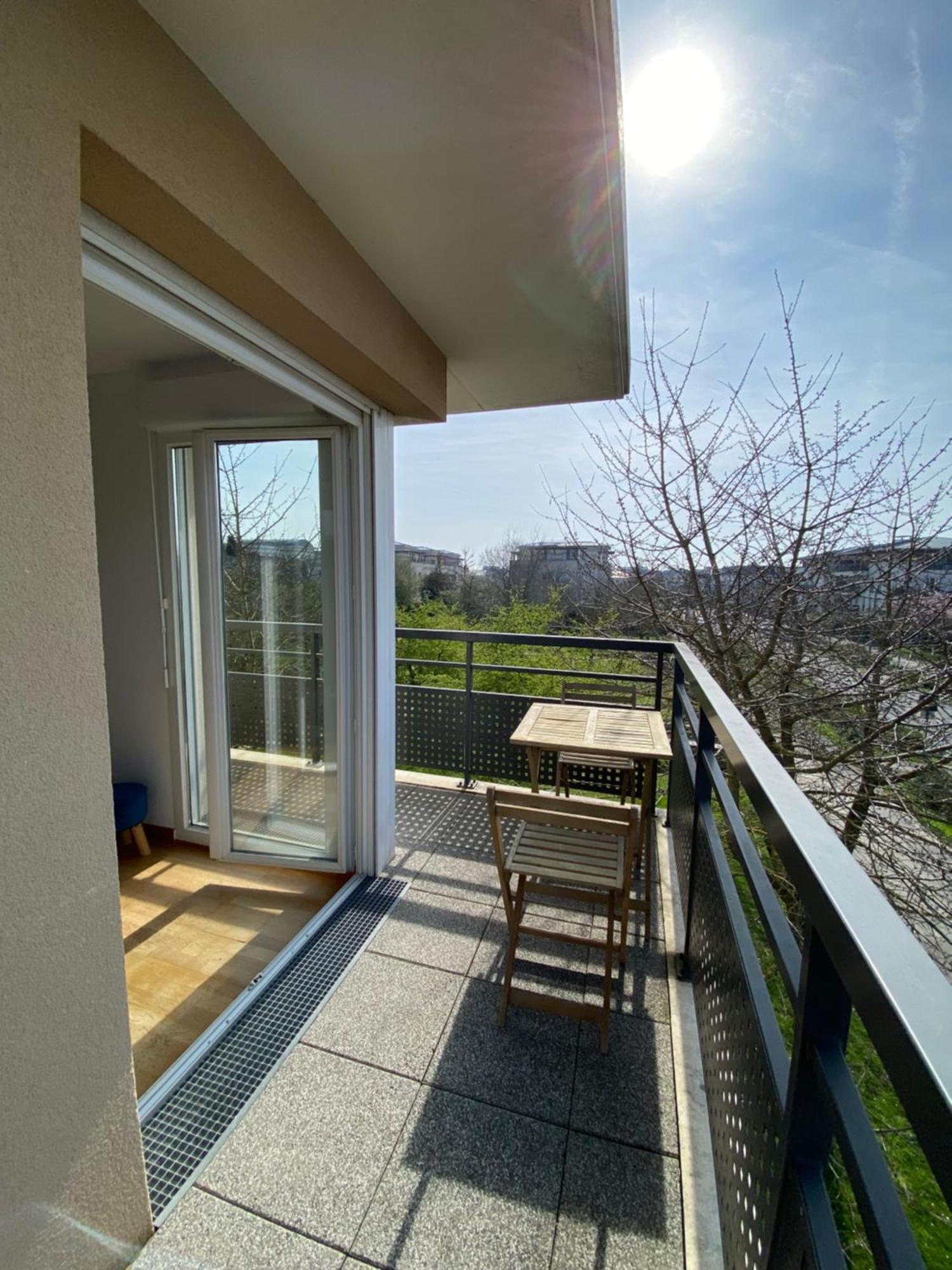 Charmant Appartement 3 Pieces Proche Rer & Disney Montévrain Exterior photo